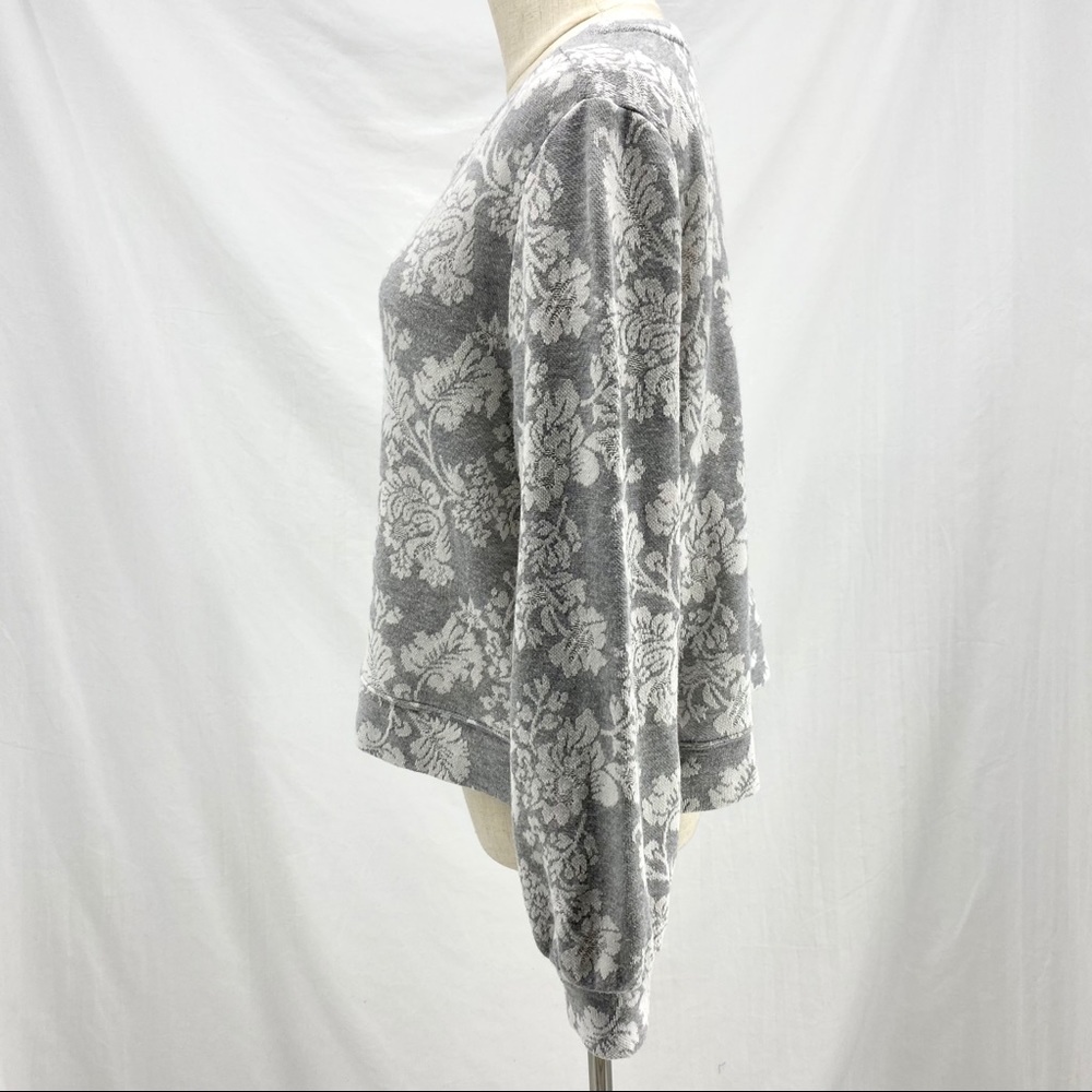 LOFT gray floral print destructed crop sweater L - Picture 12 of 13